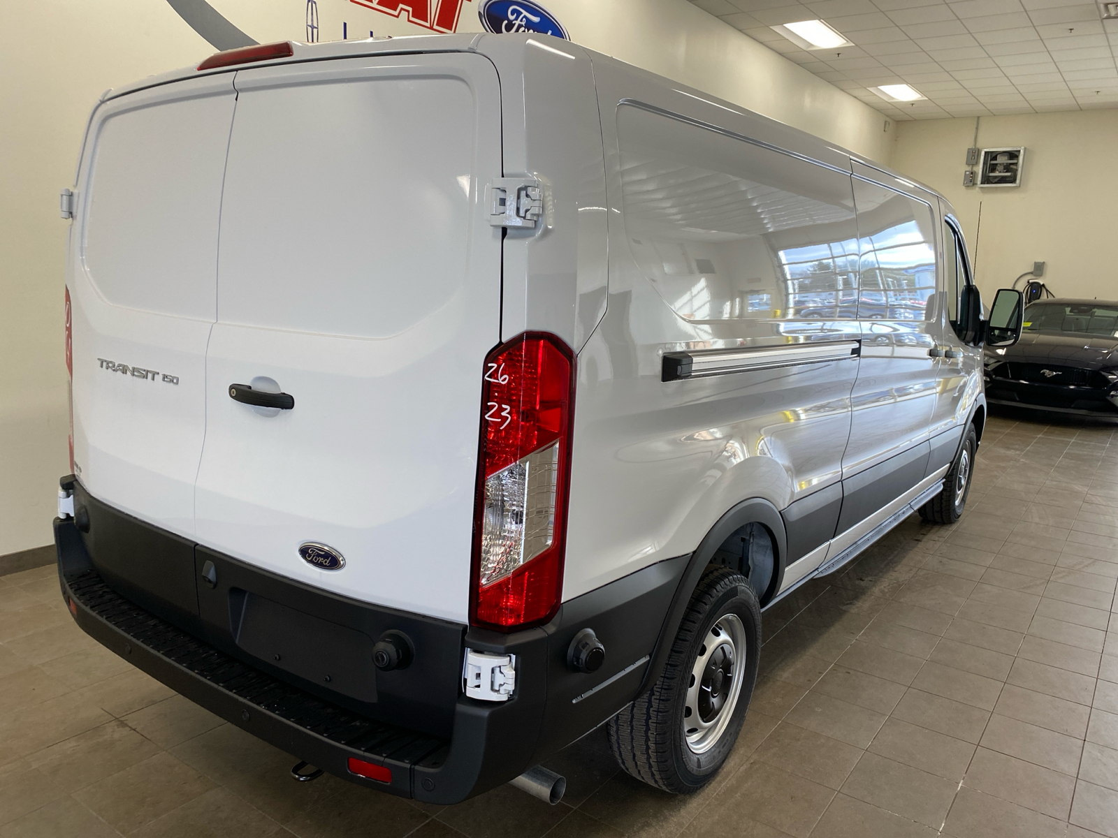 2024 Ford Transit Cargo Van 2024 FORD TRANSIT-150 CARGO 3DR 130 WB RWD 8