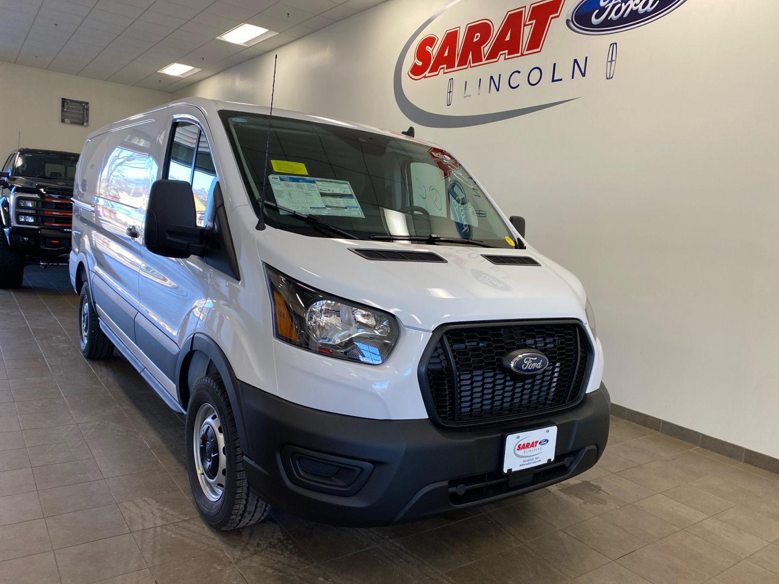 2024 Ford Transit Cargo Van 2024 FORD TRANSIT-250 CARGO 3DR 130 WB RWD 2