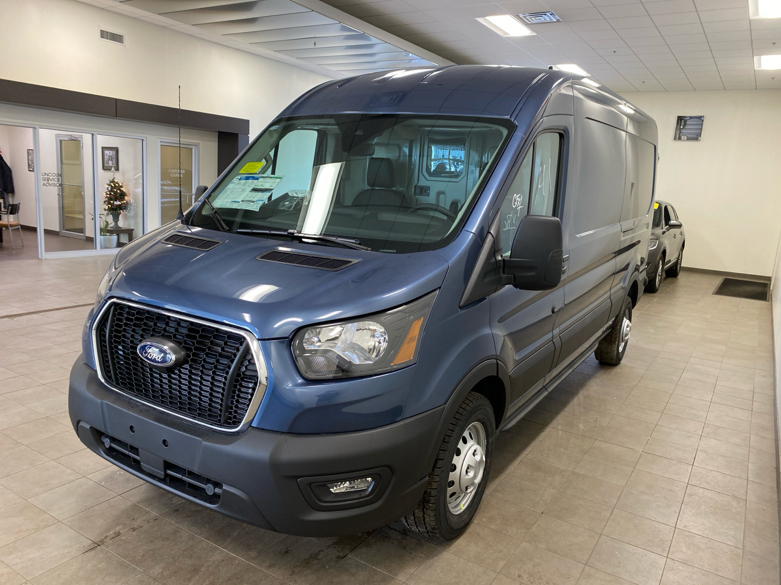 2024 Ford Transit Cargo Van 2024 FORD TRANSIT-350 CARGO 3DR 148 WB RWD 4