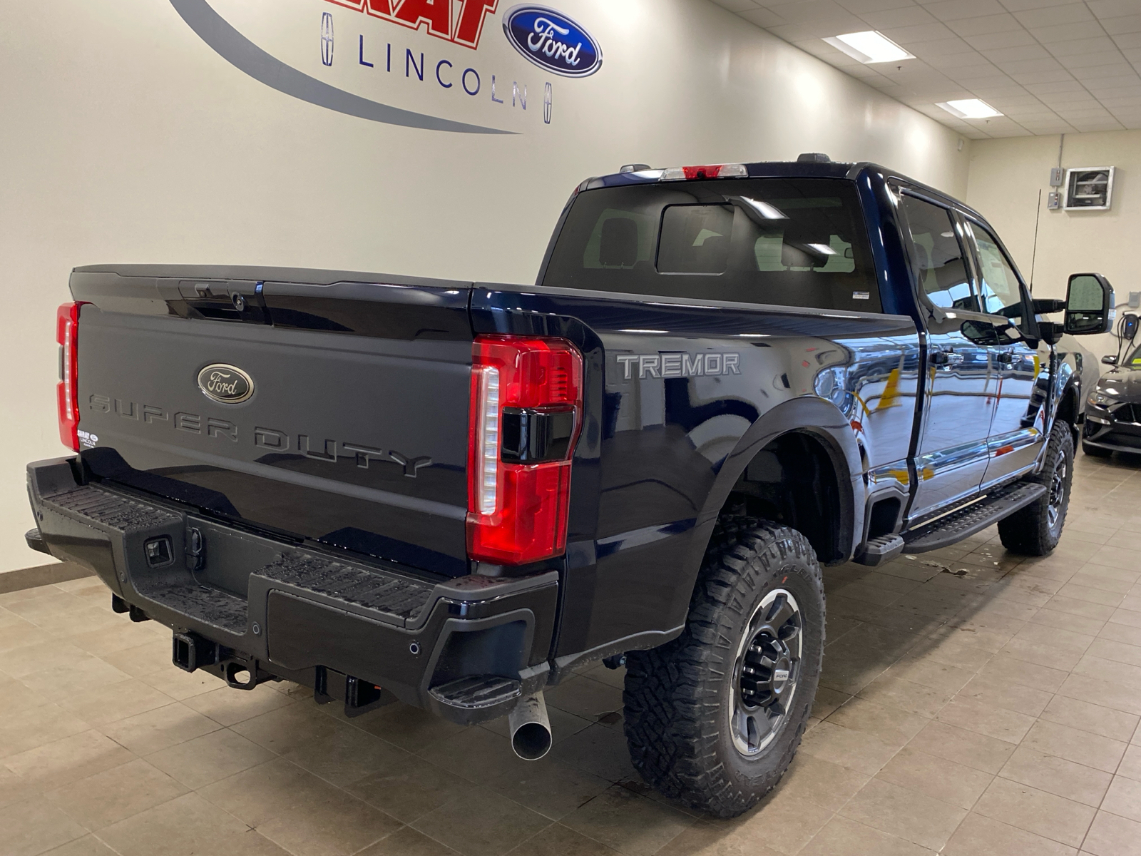 2024 Ford Super Duty F-250 SRW 2024 FORD F-250 LARIAT CREW CAB 4DR 160 WB 4WD HD 7