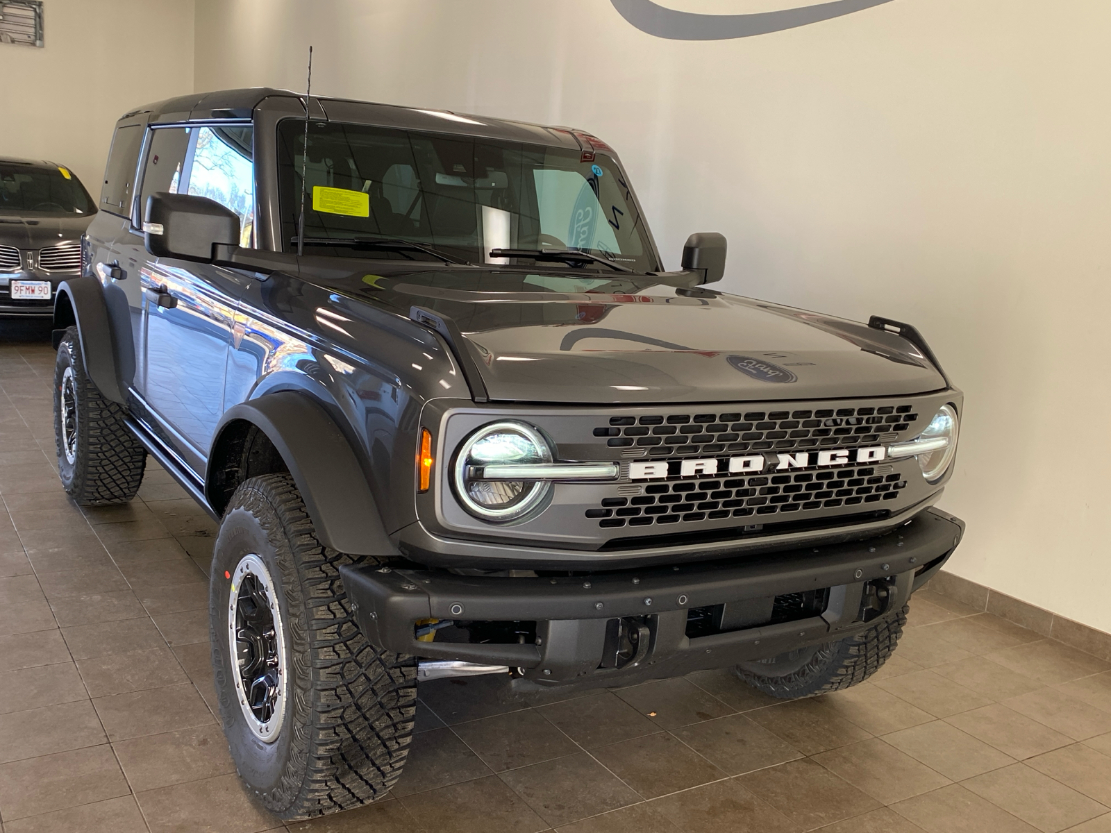 2024 Ford Bronco 2024 FORD BRONCO BADLANDS 4DR SUV 116.1 WB 4WD 2