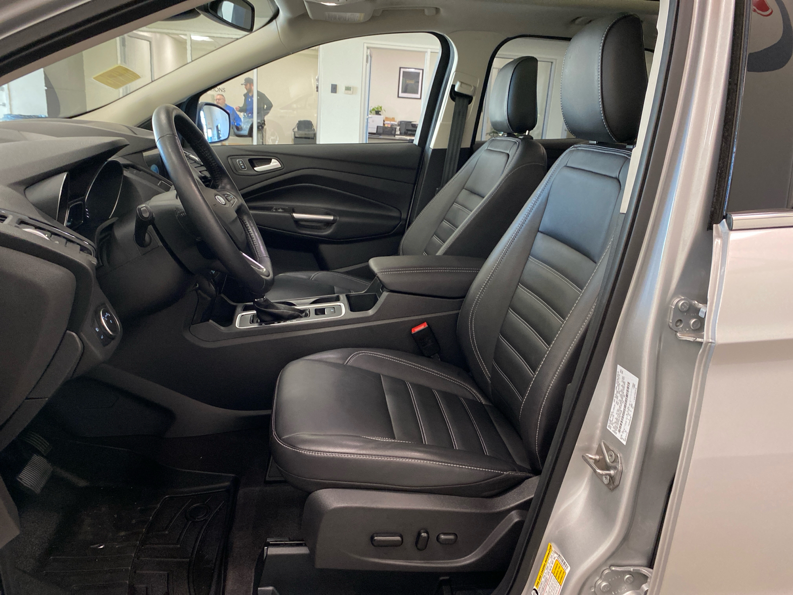 2019 Ford Escape Titanium 16