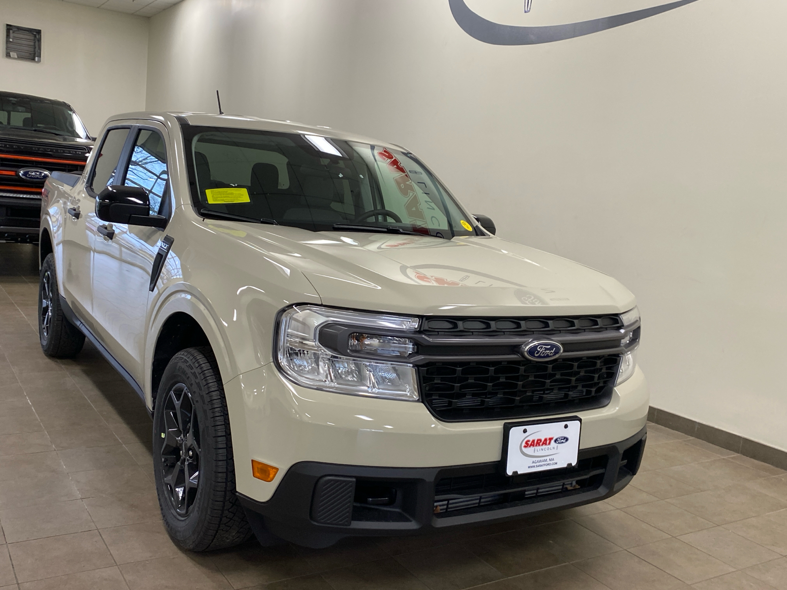 2024 Ford Maverick 2024 FORD MAVERICK XLT CREW CAB 4DR 121.1 WB AWD 2