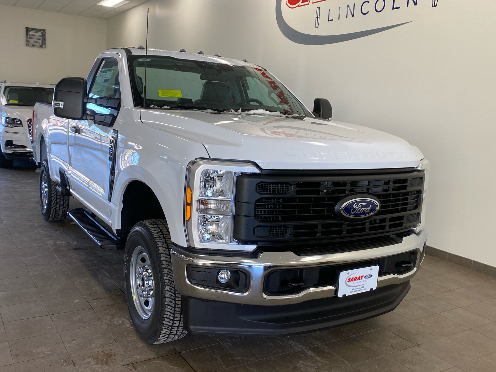 2024 Ford Super Duty F-250 SRW 2024 FORD F-250 XL REG. CAB 2DR 142 WB 4WD HD 2