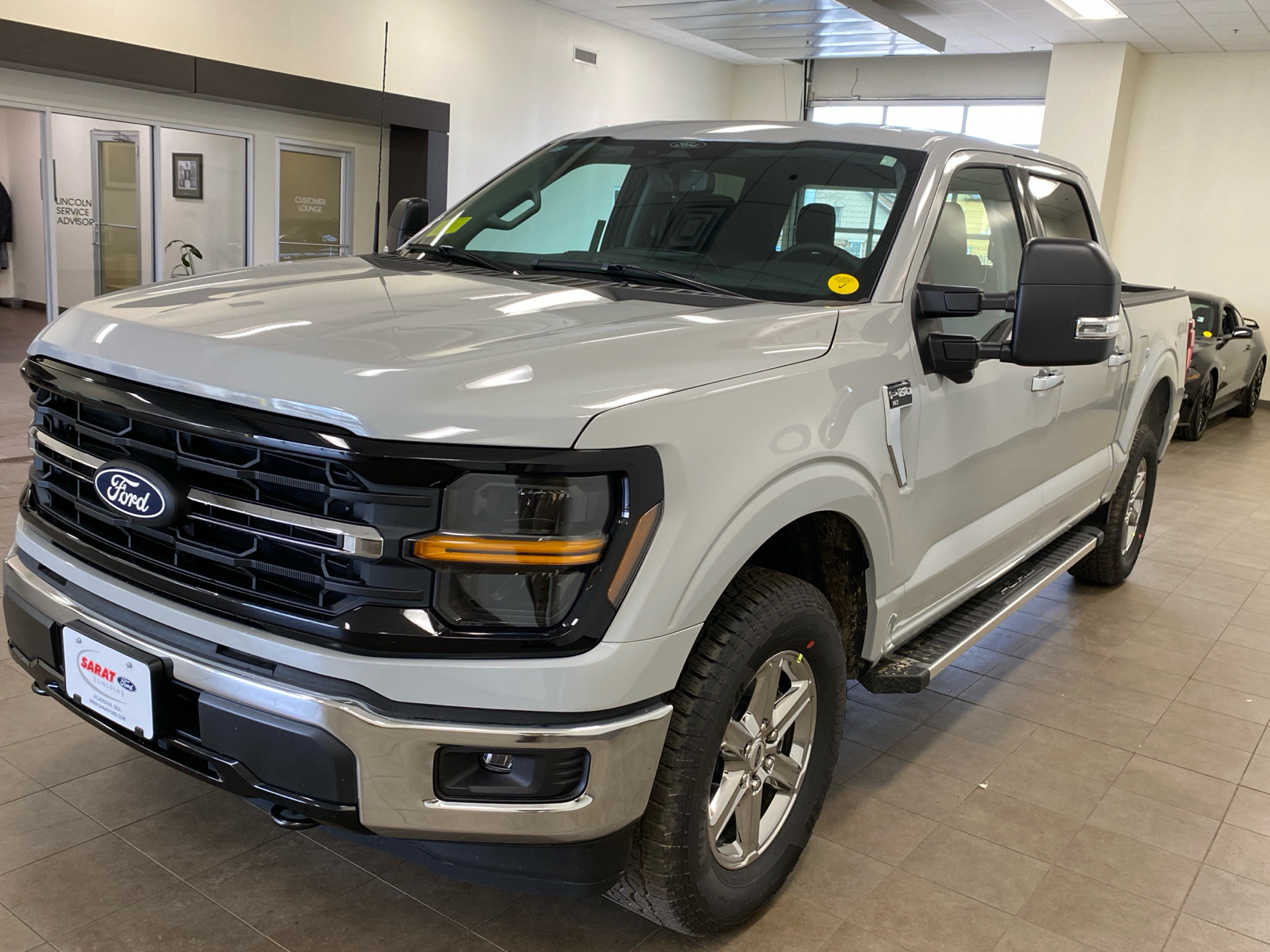 2024 Ford F-150 2024 FORD F-150 XLT CREW CAB 4DR 145 WB 4WD 4