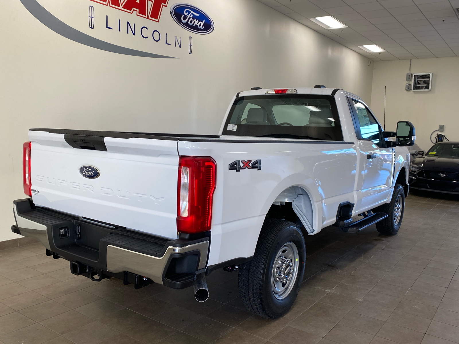 2024 Ford Super Duty F-250 SRW 2024 FORD F-250 XL REG. CAB 2DR 142 WB 4WD HD 7