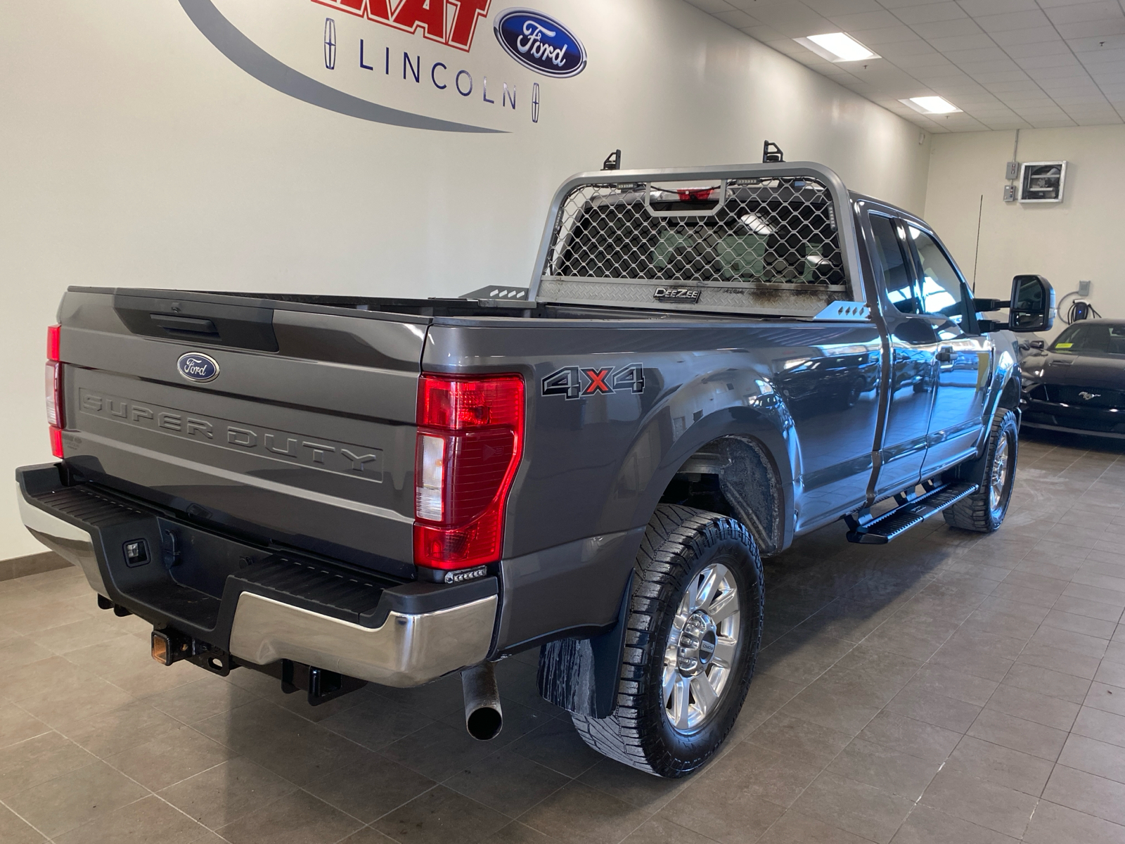 2022 Ford Super Duty F-250 SRW XL 7