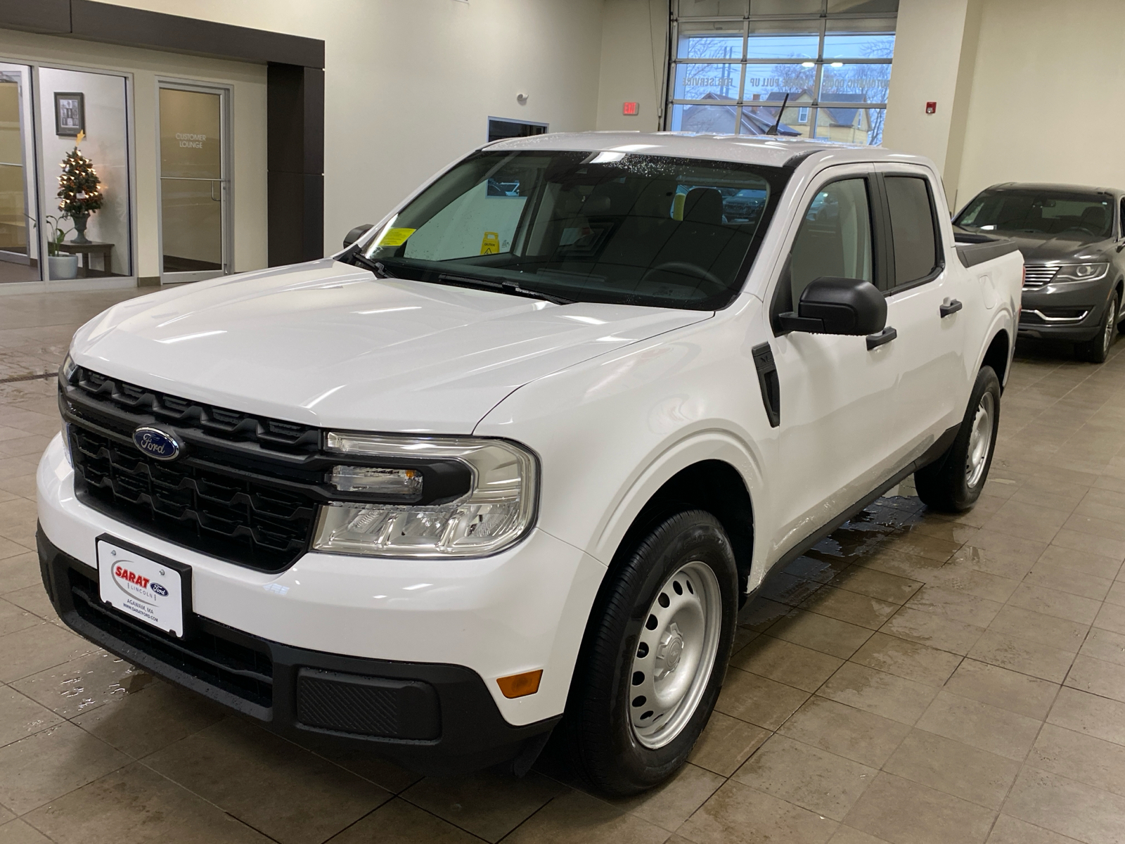 2024 Ford Maverick 2024 FORD MAVERICK XL CREW CAB 4DR 121.1 WB 4