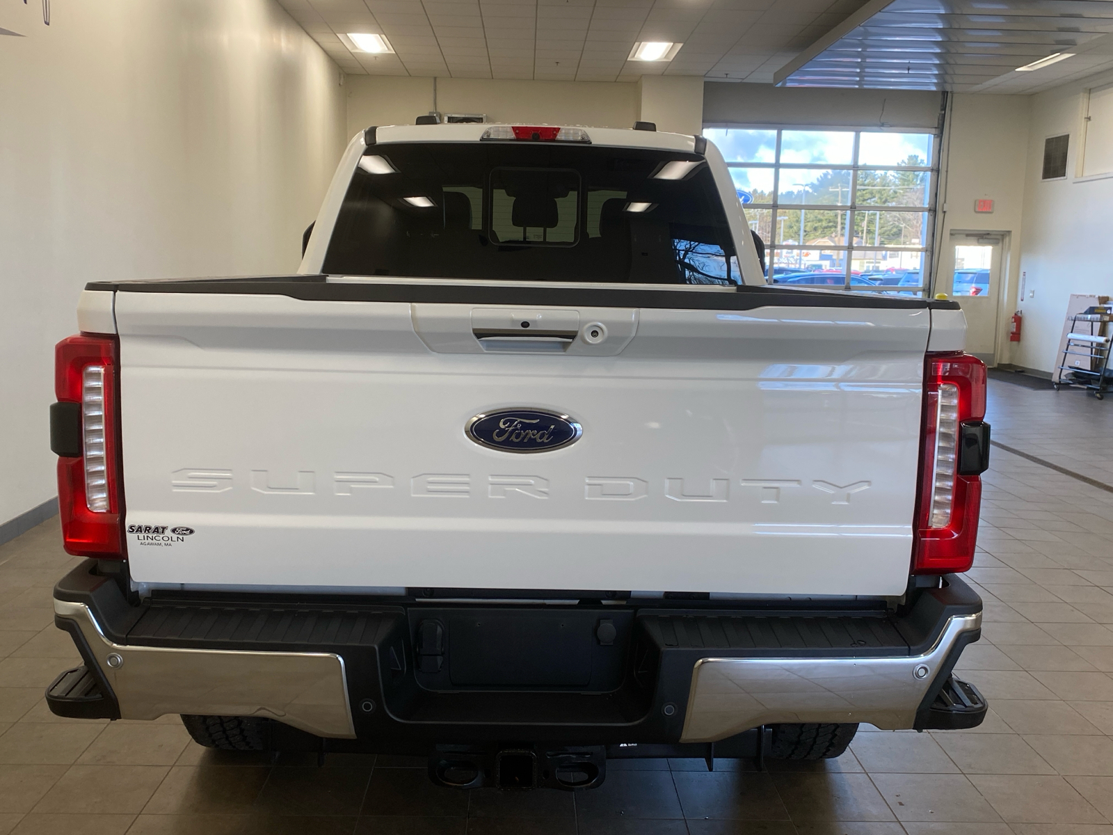 2023 Ford Super Duty F-350 SRW LARIAT 6