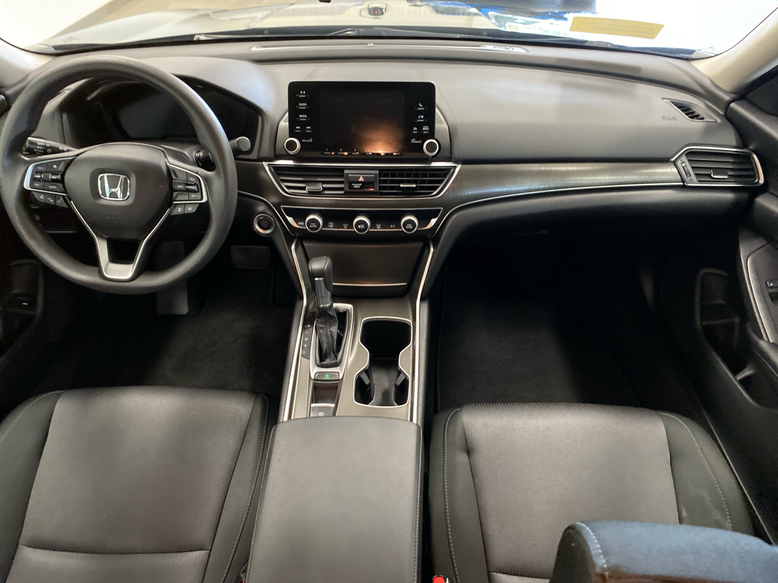 2019 Honda Accord Sedan LX 1.5T 10