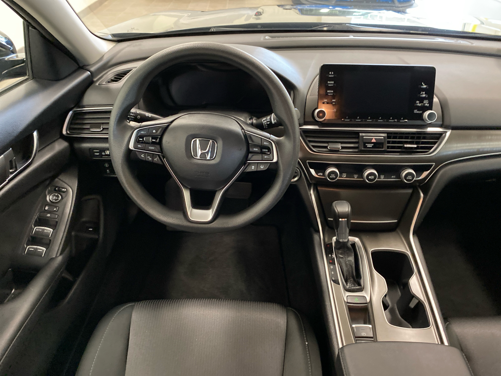 2019 Honda Accord Sedan LX 1.5T 11