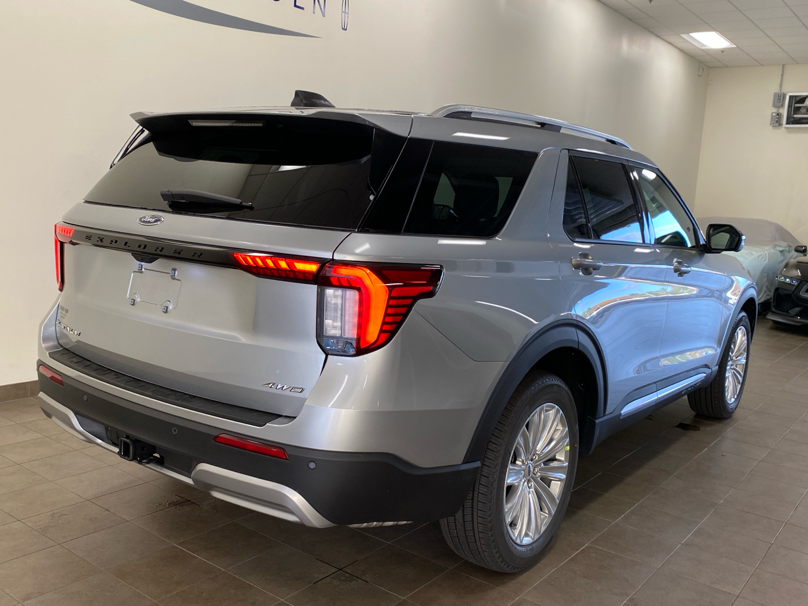 2025 Ford Explorer 2025 FORD EXPLORER PLATINUM 4DR SUV 119.1 WB 4WD 9