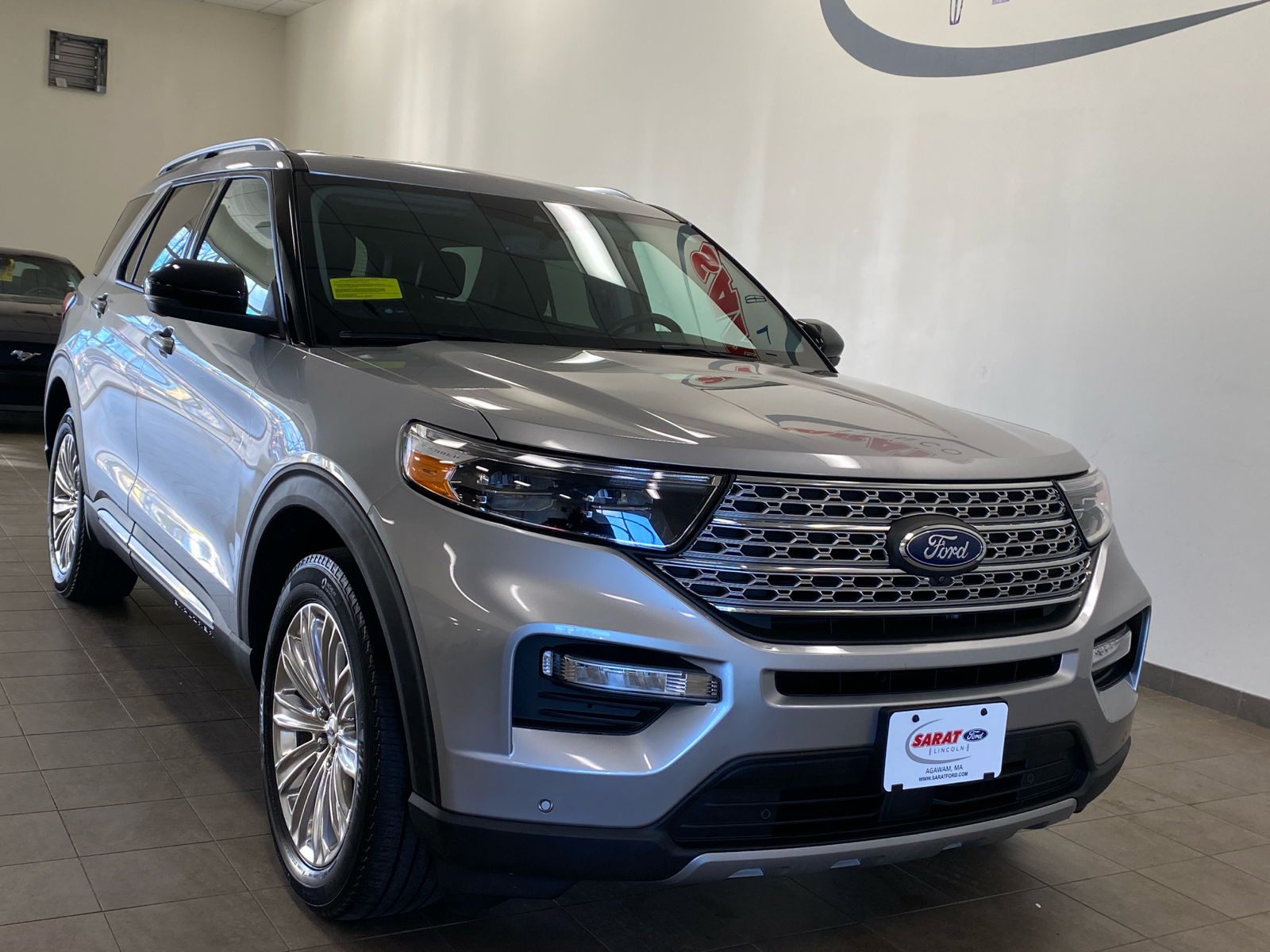 2020 Ford Explorer Limited 2