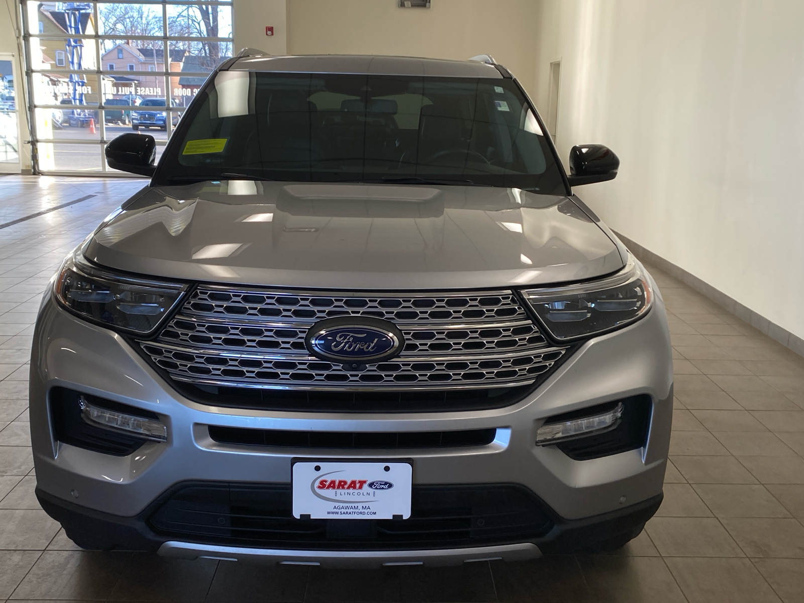 2020 Ford Explorer Limited 3