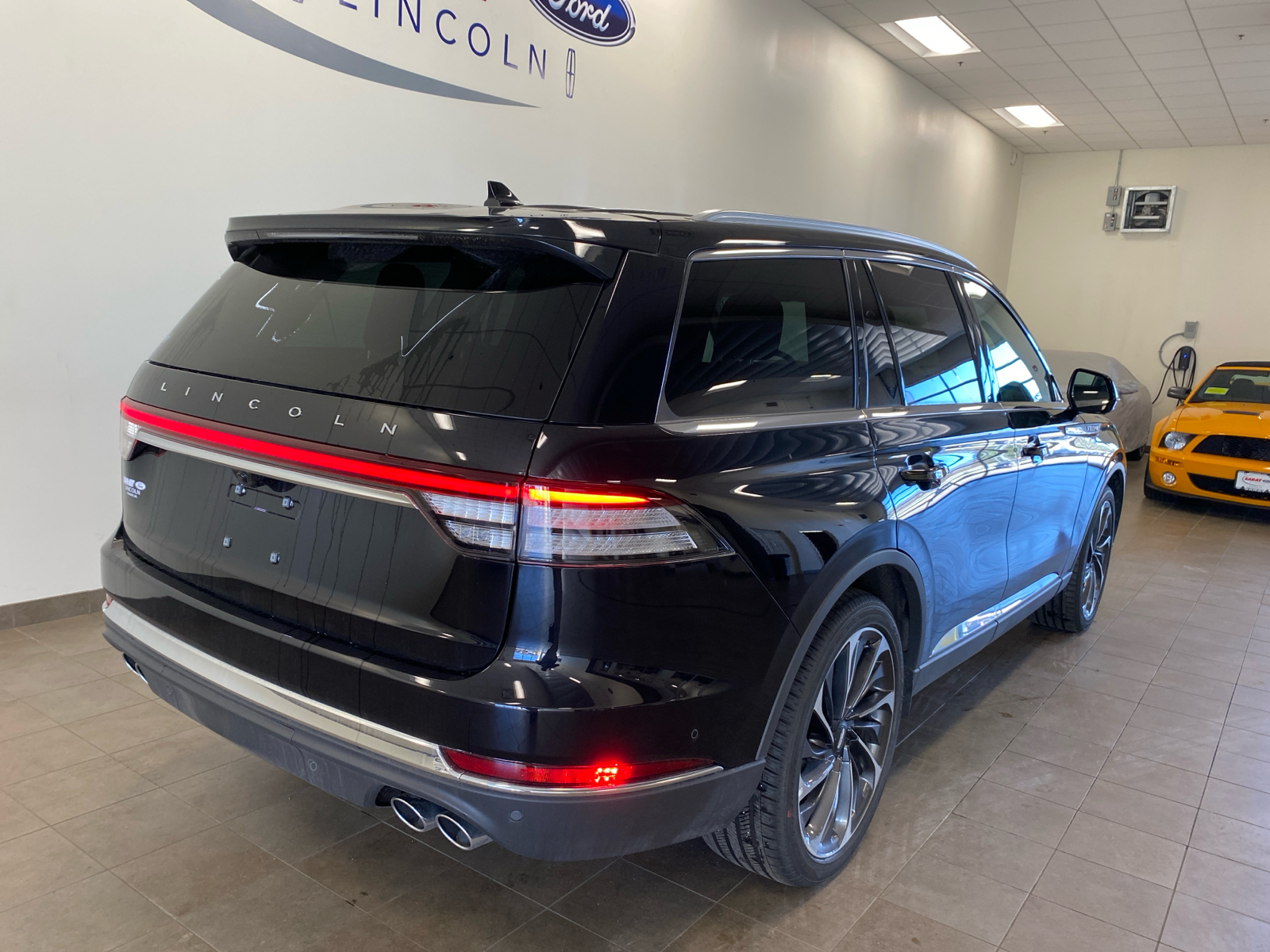 2023 Lincoln Aviator 2023 LINCOLN AVIATOR RESERVE 4DR SUV 119.1 WB AWD 7