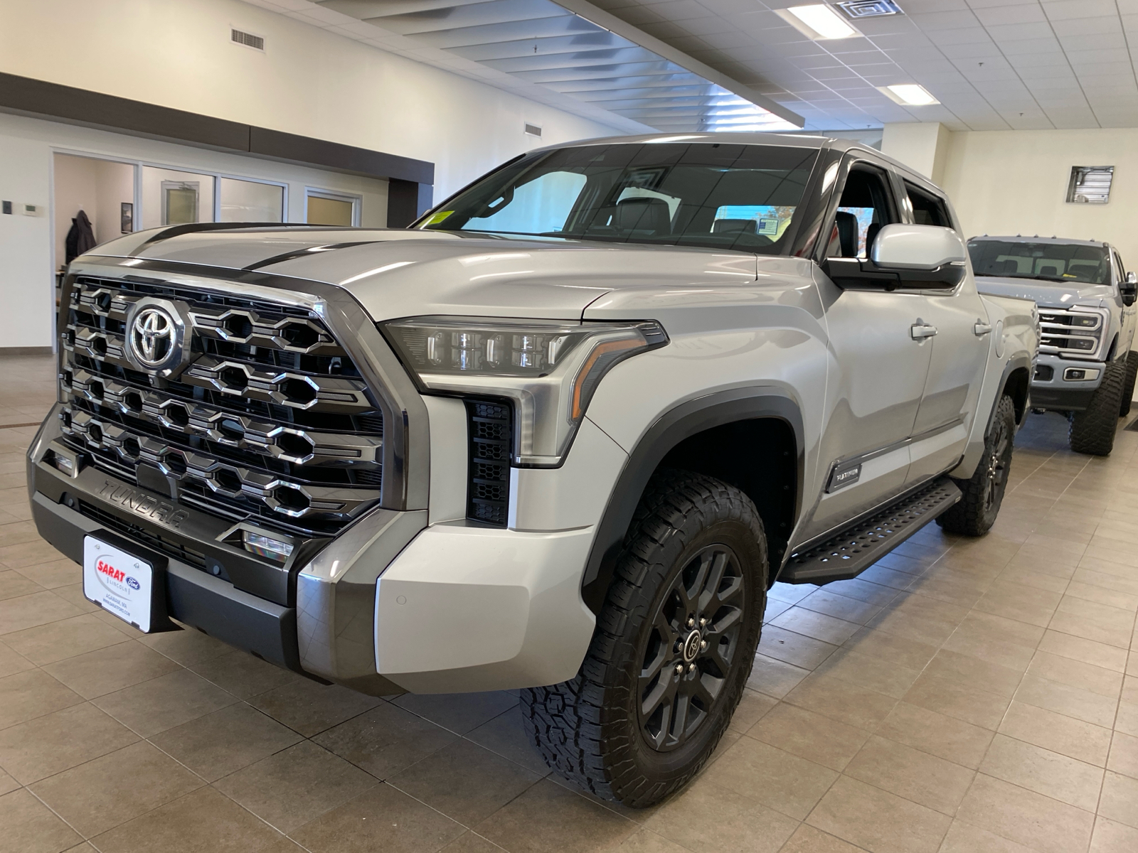 2022 Toyota Tundra 4WD Platinum 4