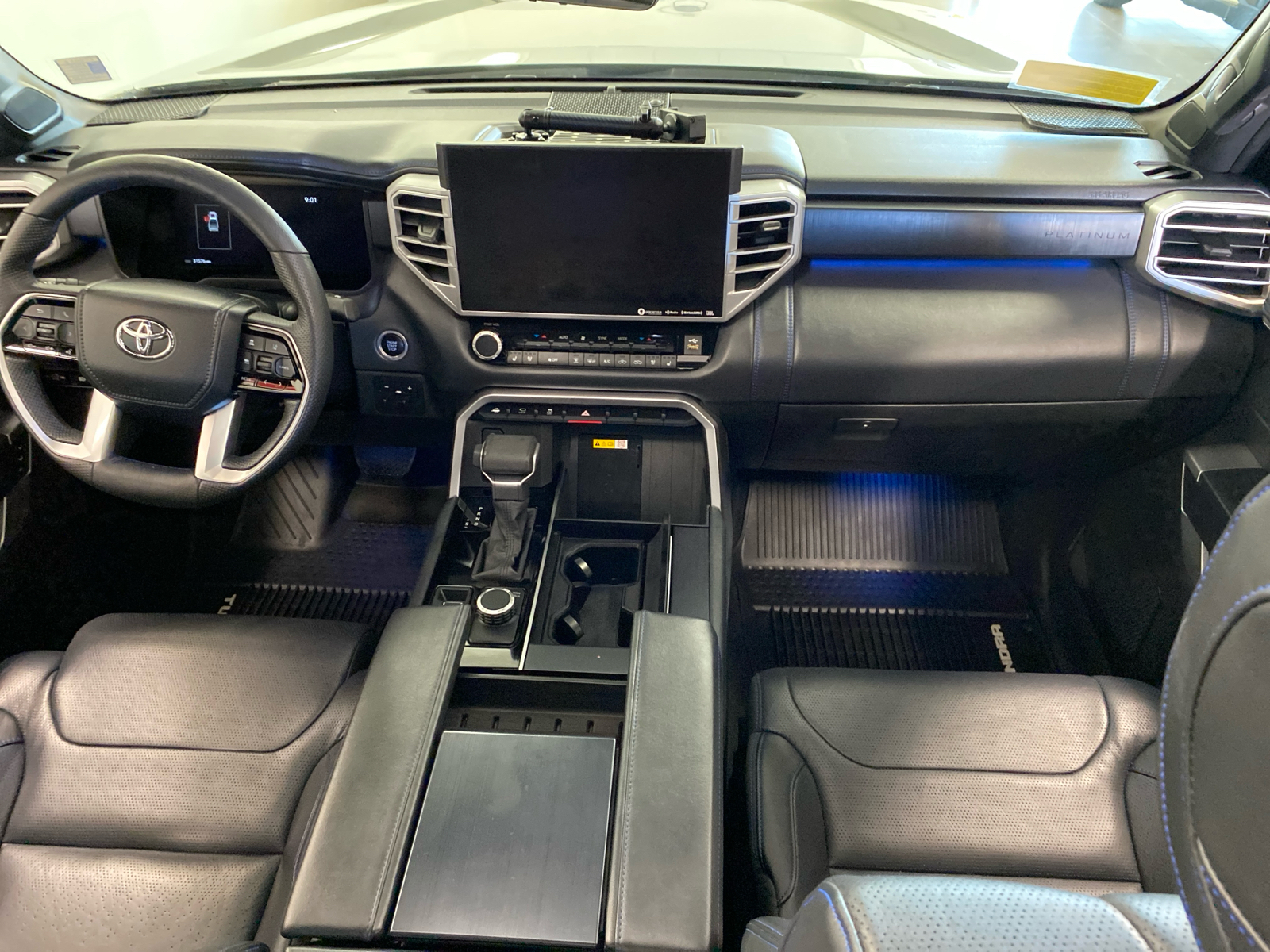 2022 Toyota Tundra 4WD Platinum 10