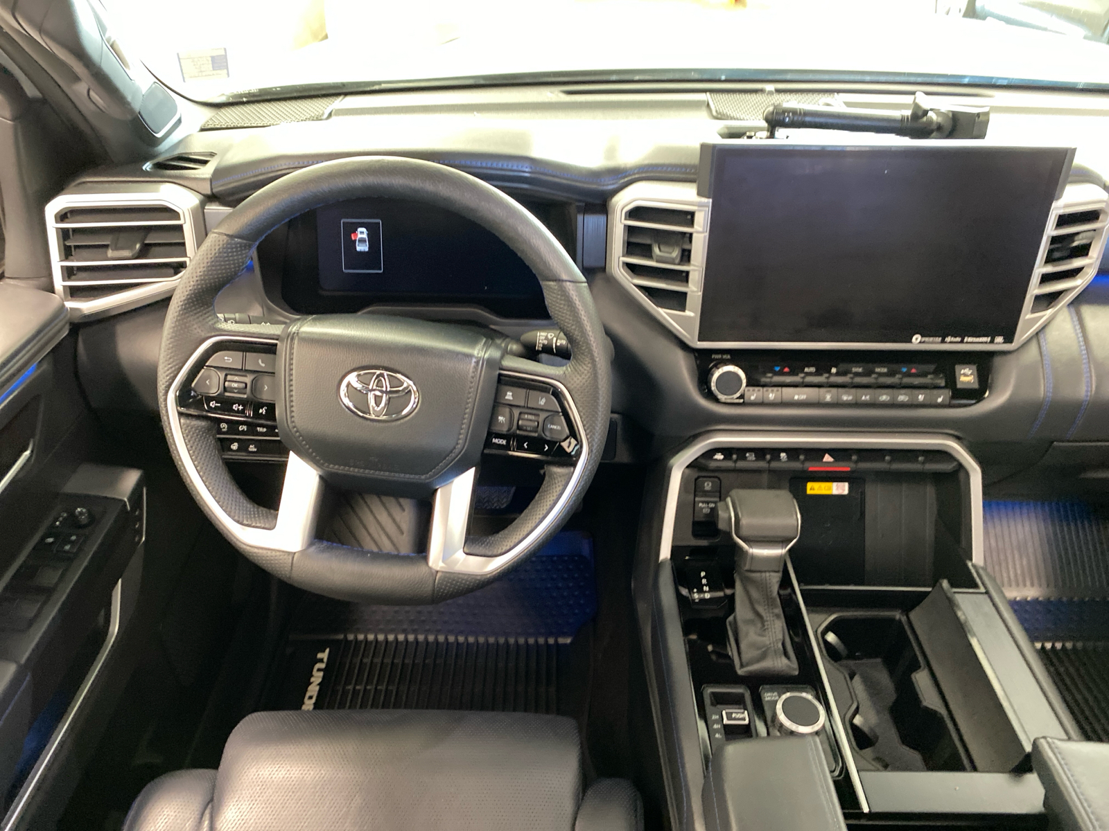 2022 Toyota Tundra 4WD Platinum 11