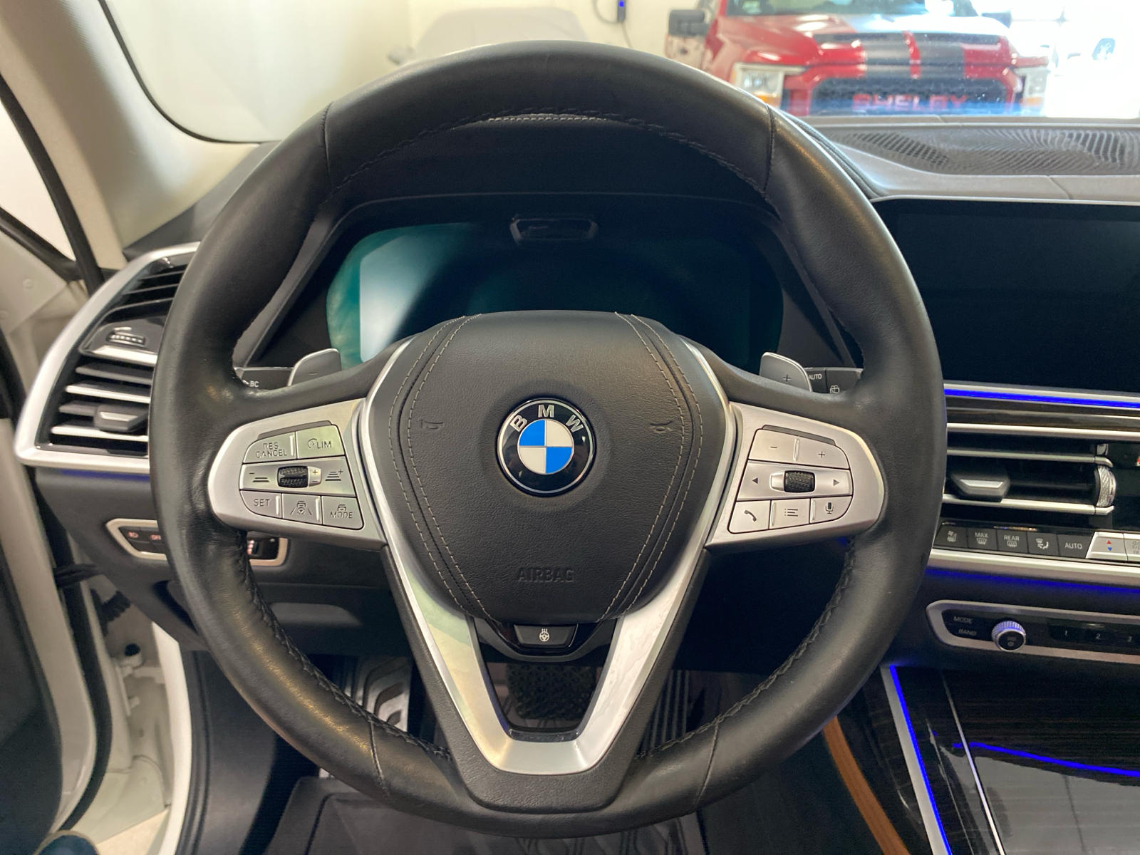 2021 BMW X7 xDrive40i 21