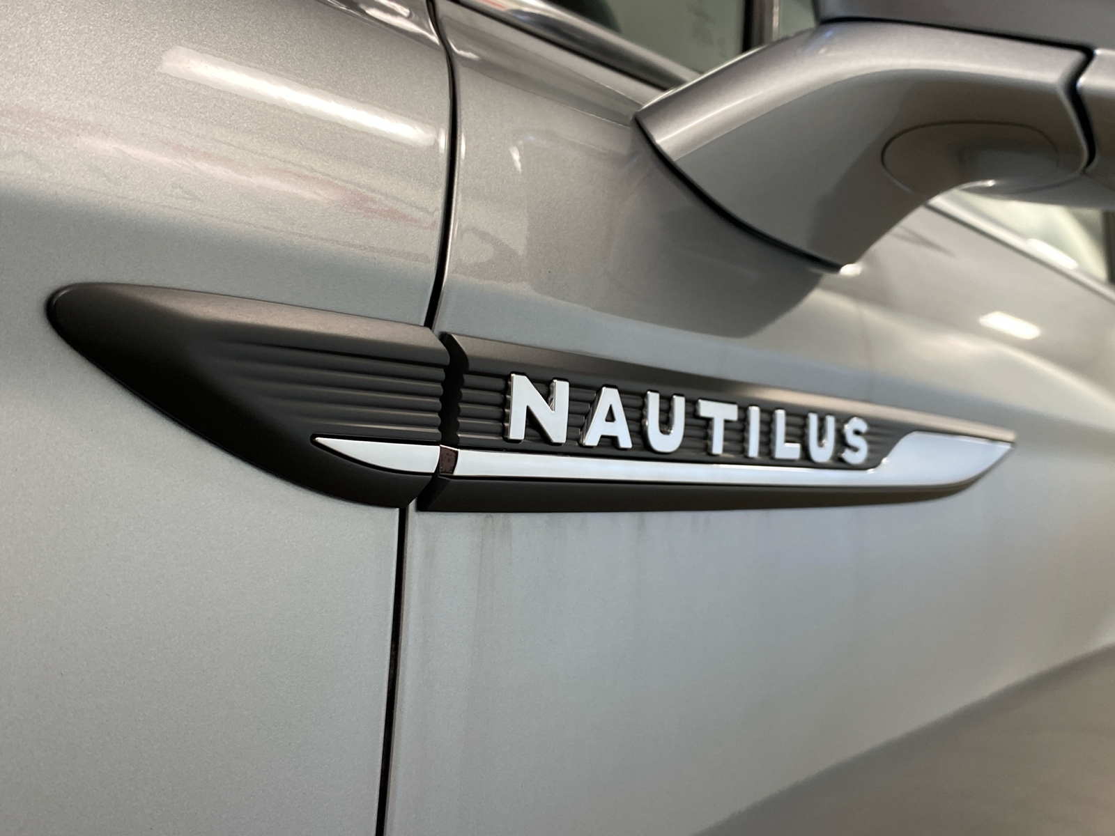 2023 Lincoln Nautilus J8J0 NAUTILUS AWD 13