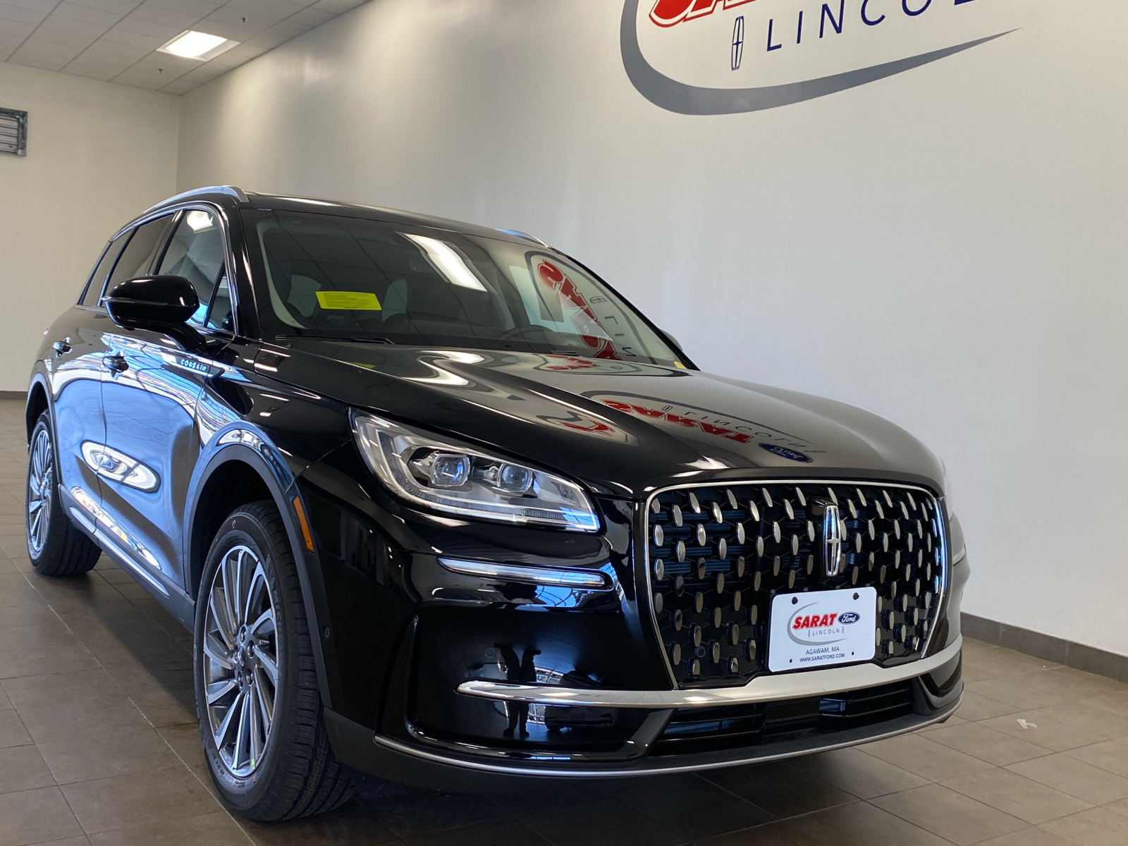 2023 Lincoln Corsair J2D0 CORSAIR AWD III 2