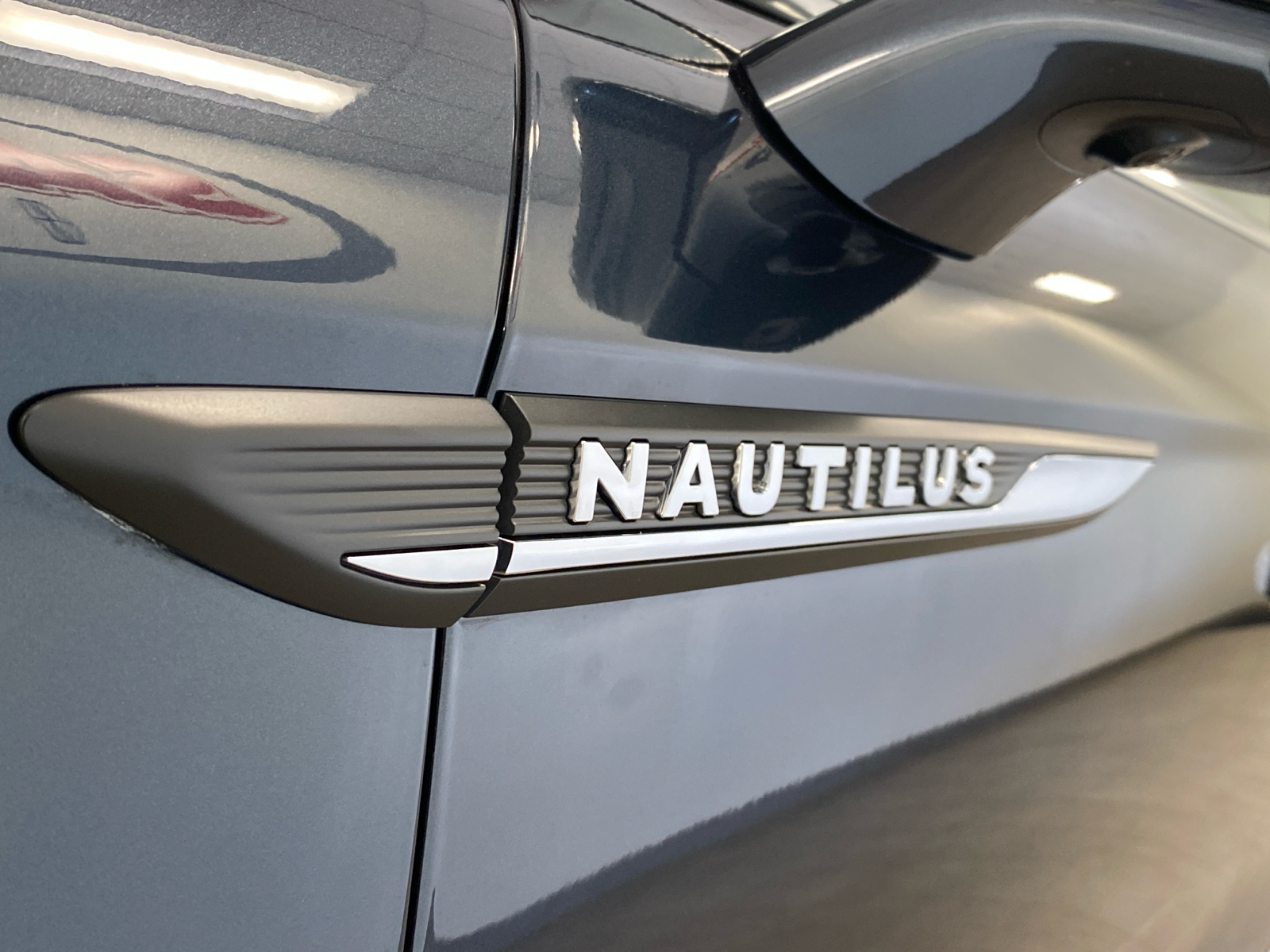 2022 Lincoln Nautilus Reserve 14