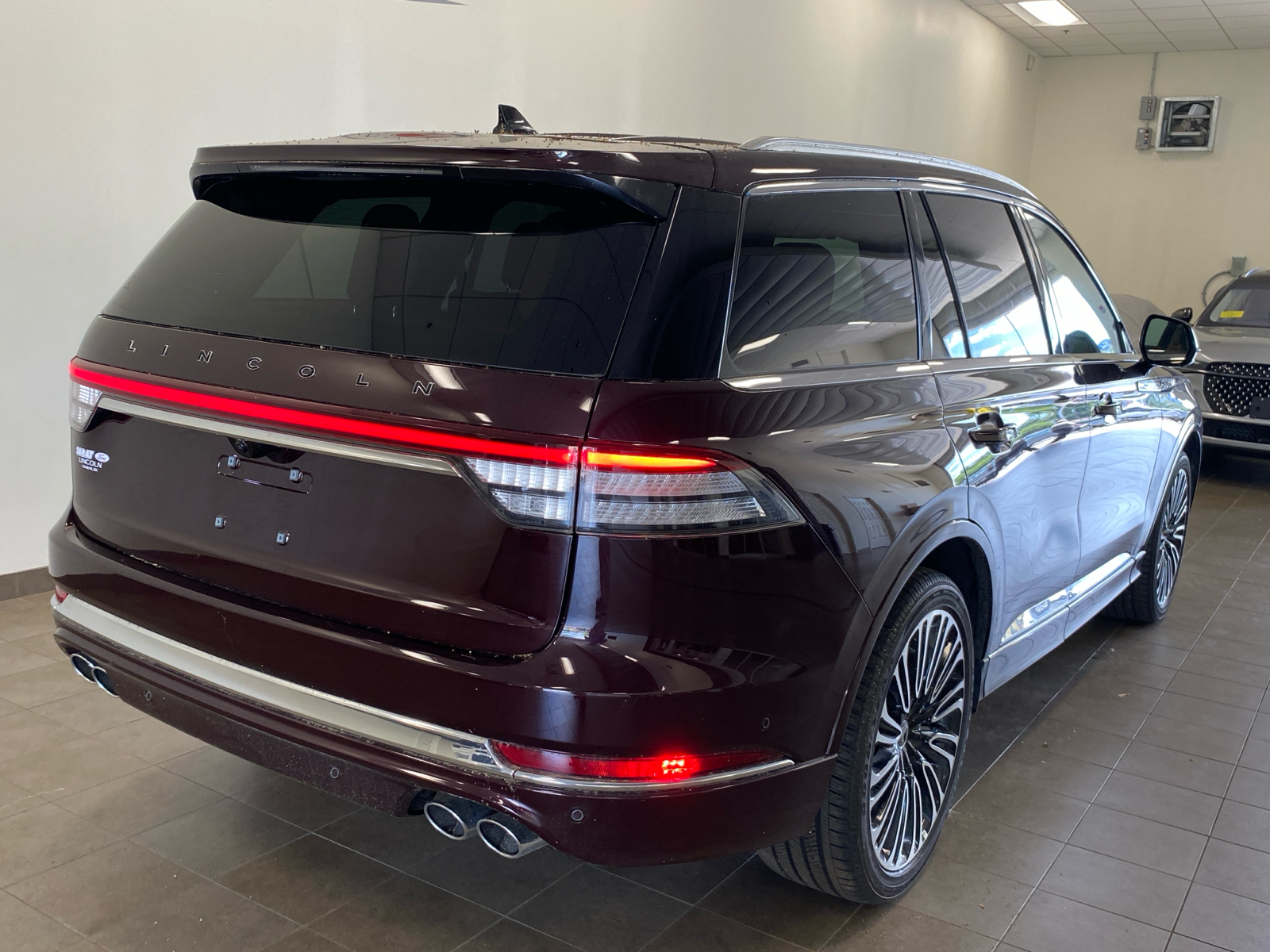 2024 Lincoln Aviator J9X0 AVIATOR BLACK LABEL AWD 7