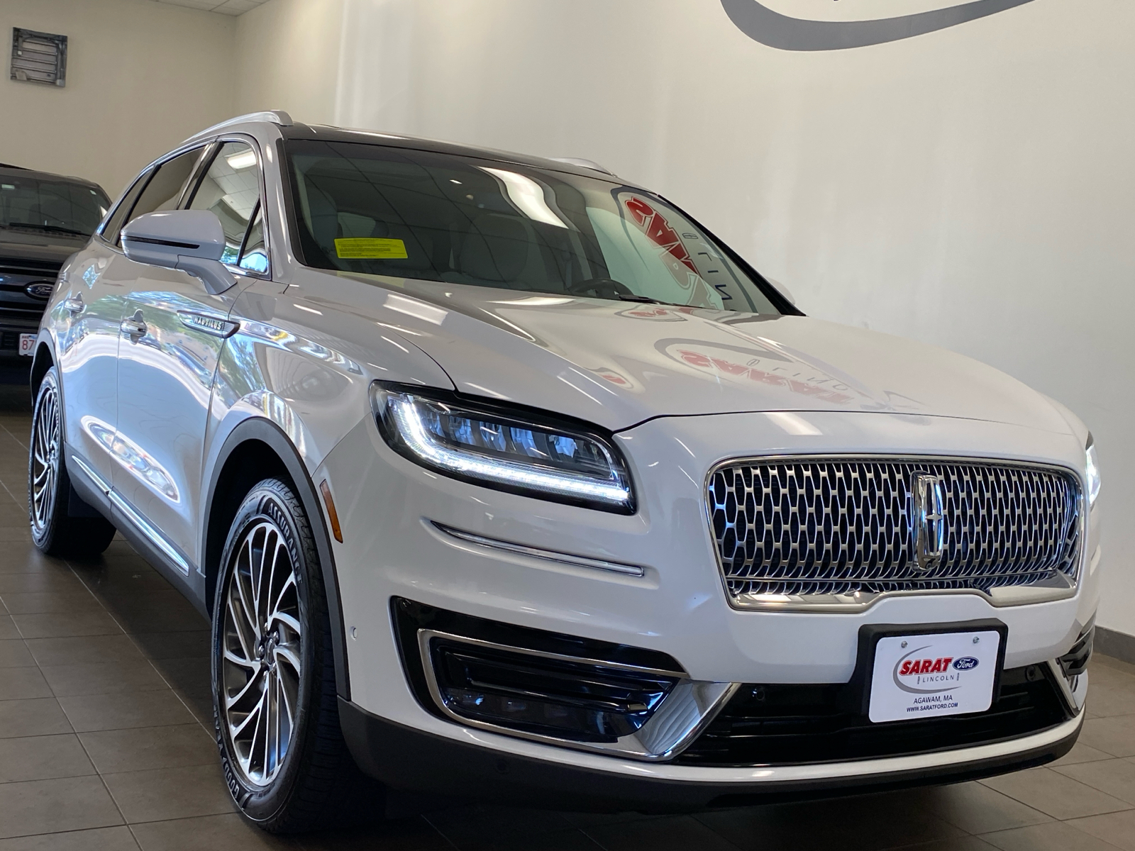 2020 Lincoln Nautilus Reserve 2