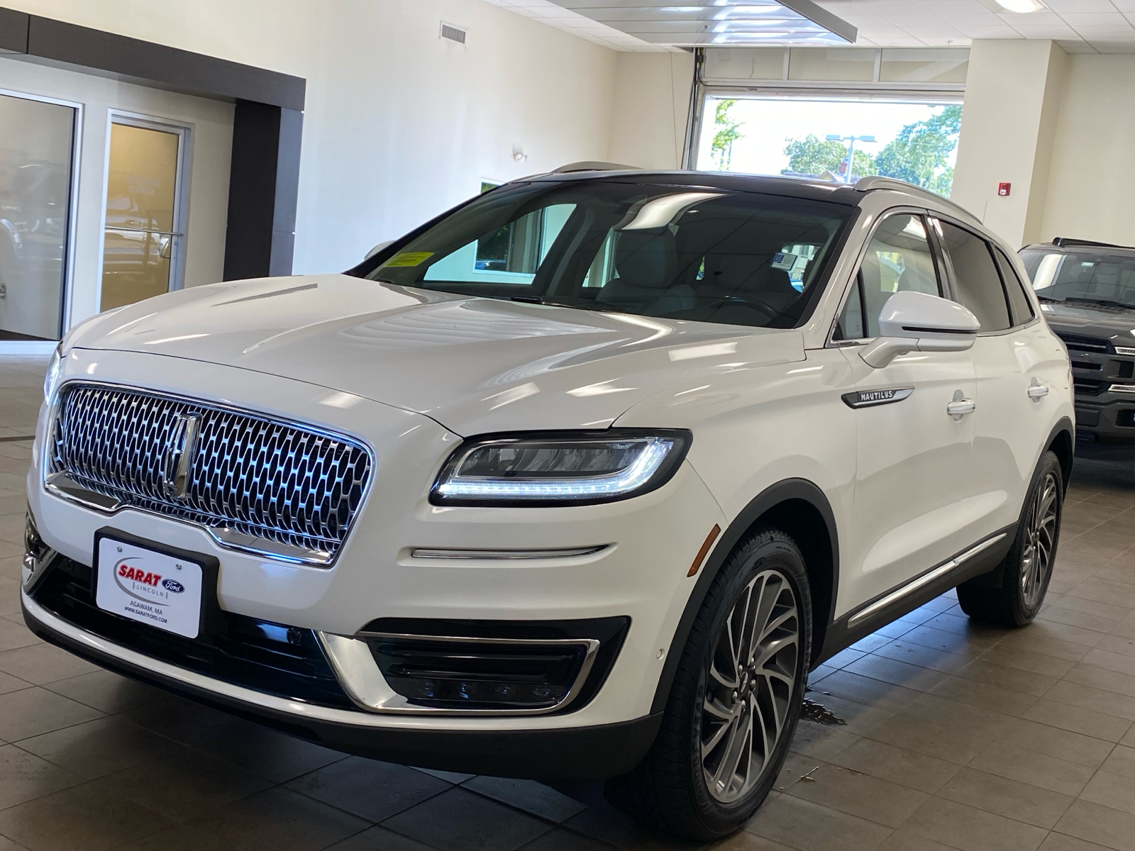 2020 Lincoln Nautilus Reserve 4