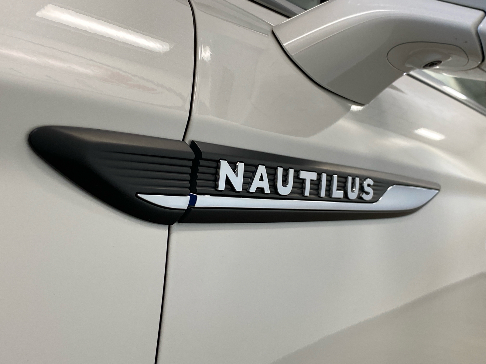 2020 Lincoln Nautilus Reserve 15