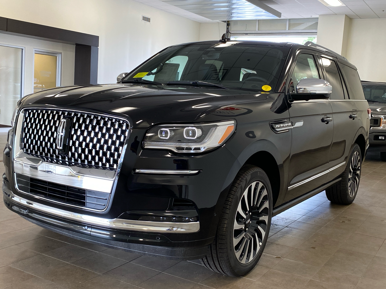 2024 Lincoln Navigator 2024 LINCOLN NAVIGATOR BLACK LABEL 4DR SUV 122.5 4