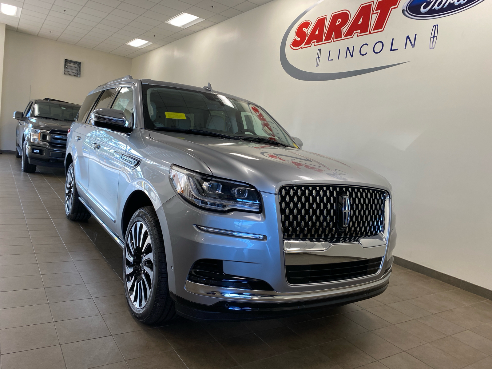 2024 Lincoln Navigator 2024 LINCOLN NAVIGATOR BLACK LABEL 4DR SUV 122.5 2