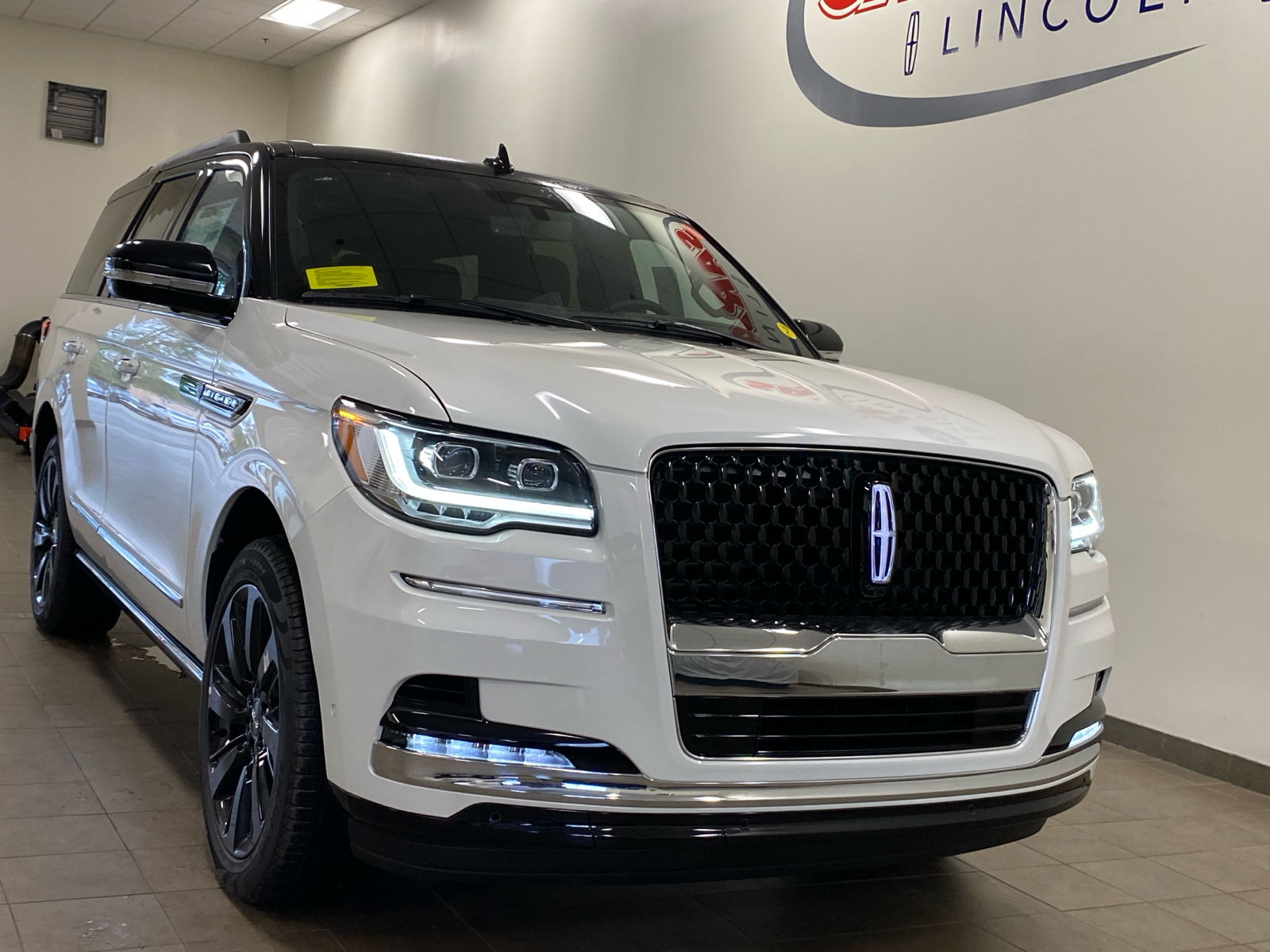 2024 Lincoln Navigator 2024 LINCOLN NAVIGATOR BLACK LABEL 4DR SUV 122.5 2