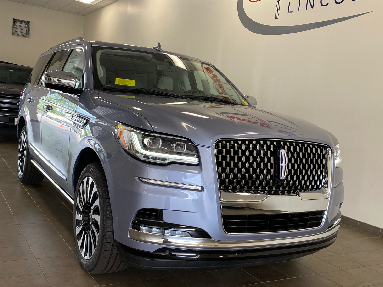 2024 Lincoln Navigator J2T0 4X4 NAVIGATOR BLACK LABEL 2