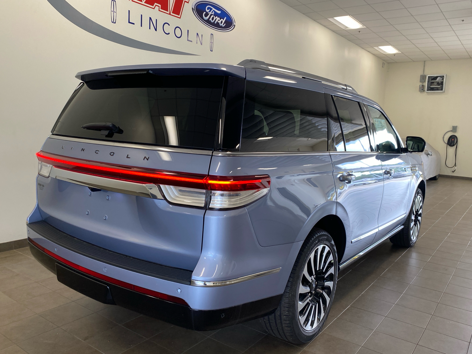 2024 Lincoln Navigator J2T0 4X4 NAVIGATOR BLACK LABEL 7