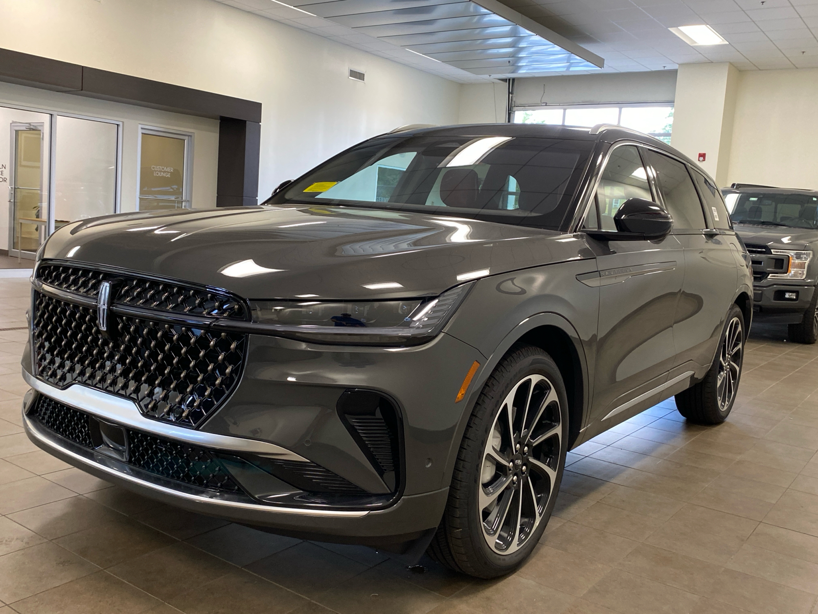 2024 Lincoln Nautilus J9J0 BLACK LABEL AWD 4