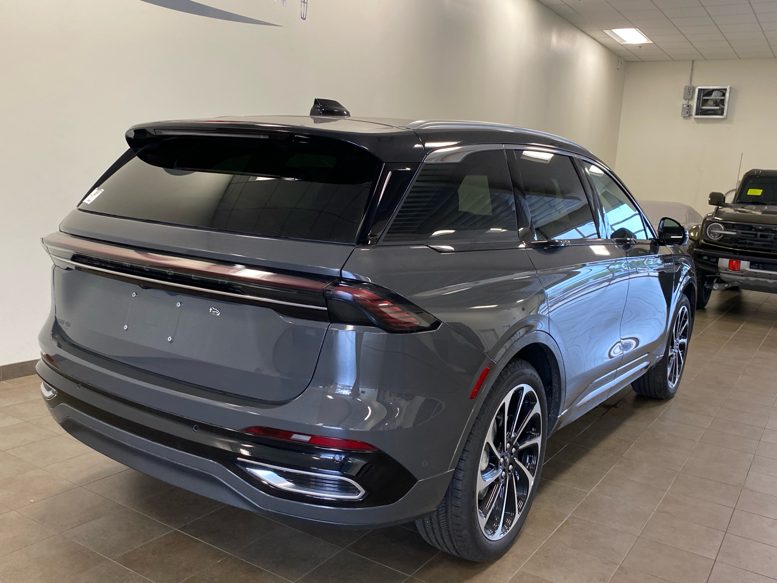 2024 Lincoln Nautilus J9J0 BLACK LABEL AWD 7