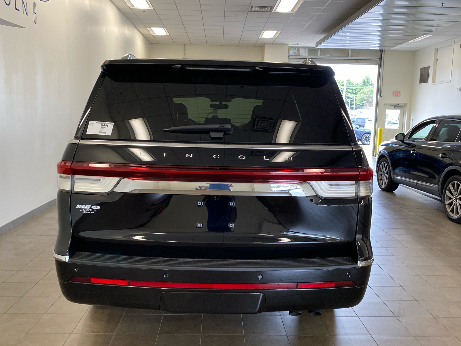 2024 Lincoln Navigator 2024 LINCOLN NAVIGATOR RESERVE 4DR SUV 122.5 WB 4 6