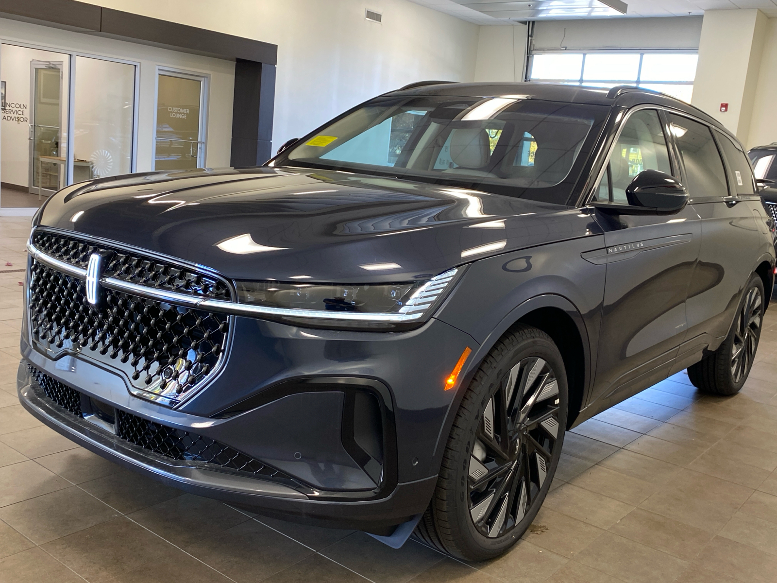 2024 Lincoln Nautilus 2024 LINCOLN NAUTILUS BLACK LABEL 4DR SUV 114.2 W 4