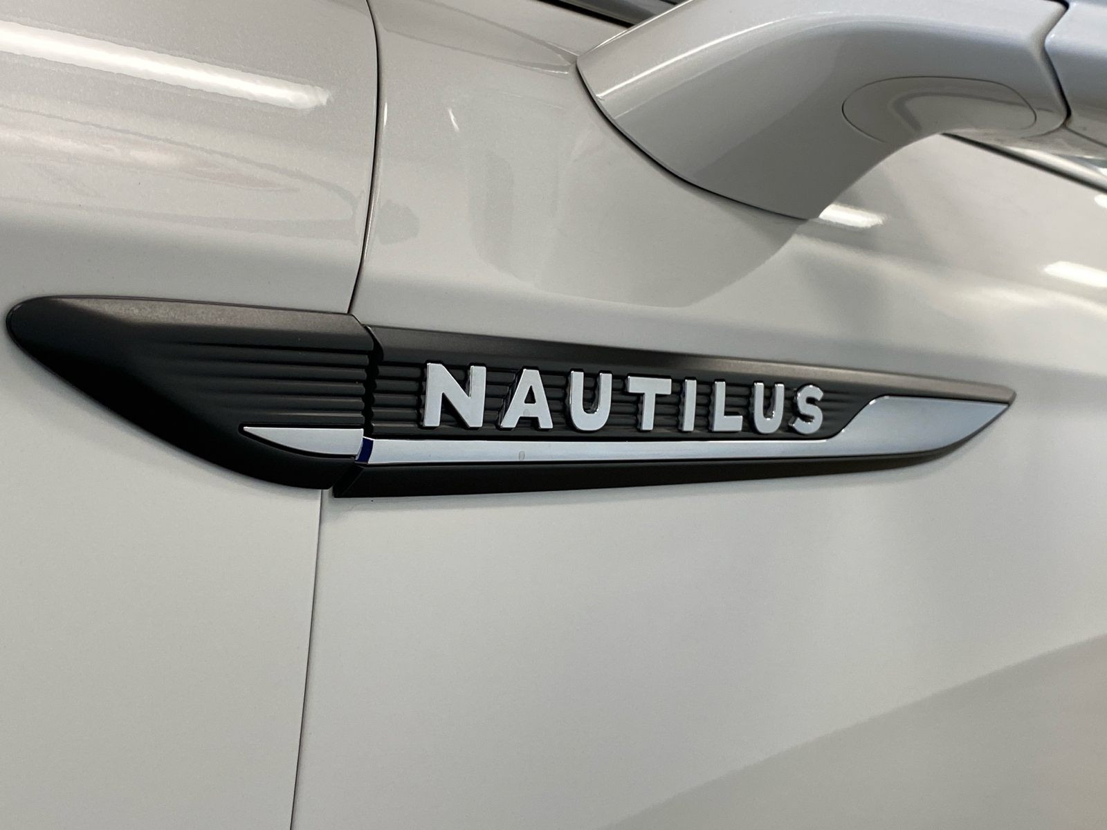 2020 Lincoln Nautilus Reserve 13