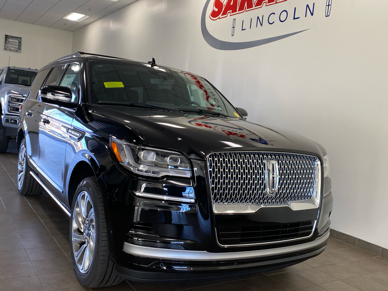 2024 Lincoln Navigator 2024 LINCOLN NAVIGATOR PREMIERE 4DR SUV 122.5 WB 2