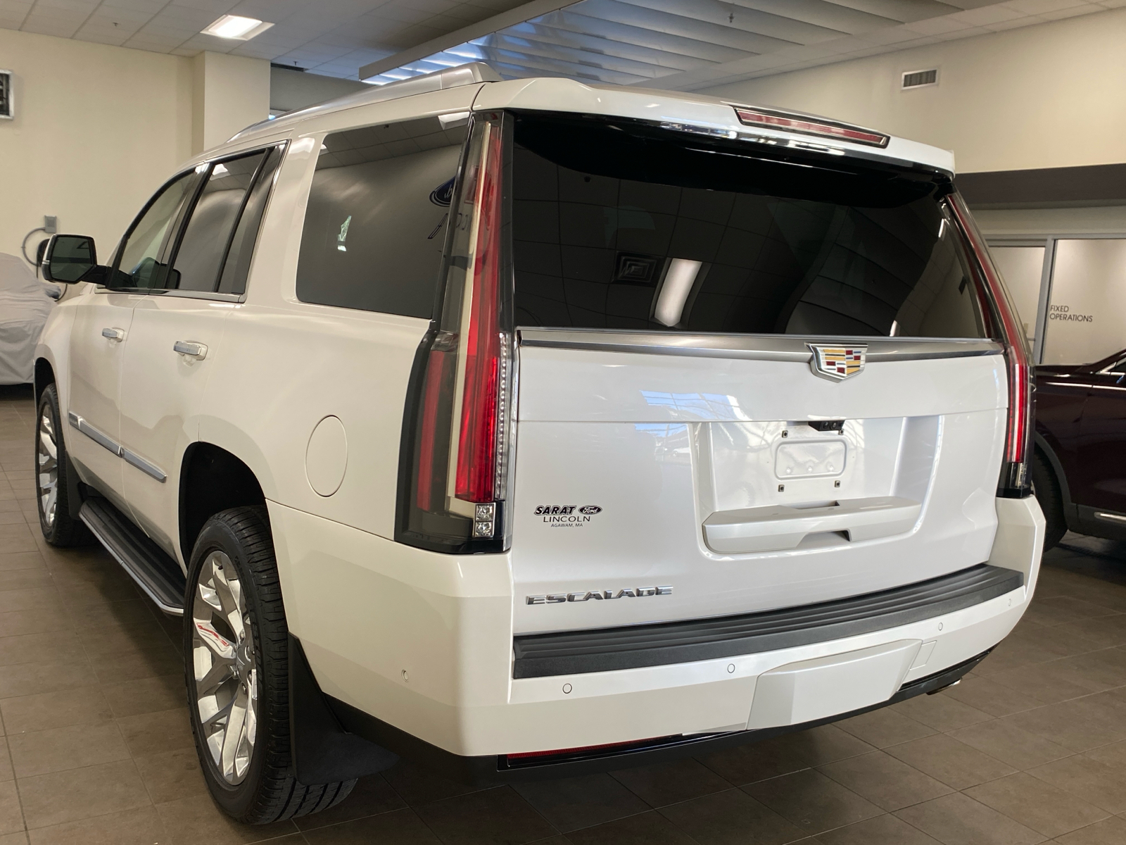 2019 Cadillac Escalade Luxury 5