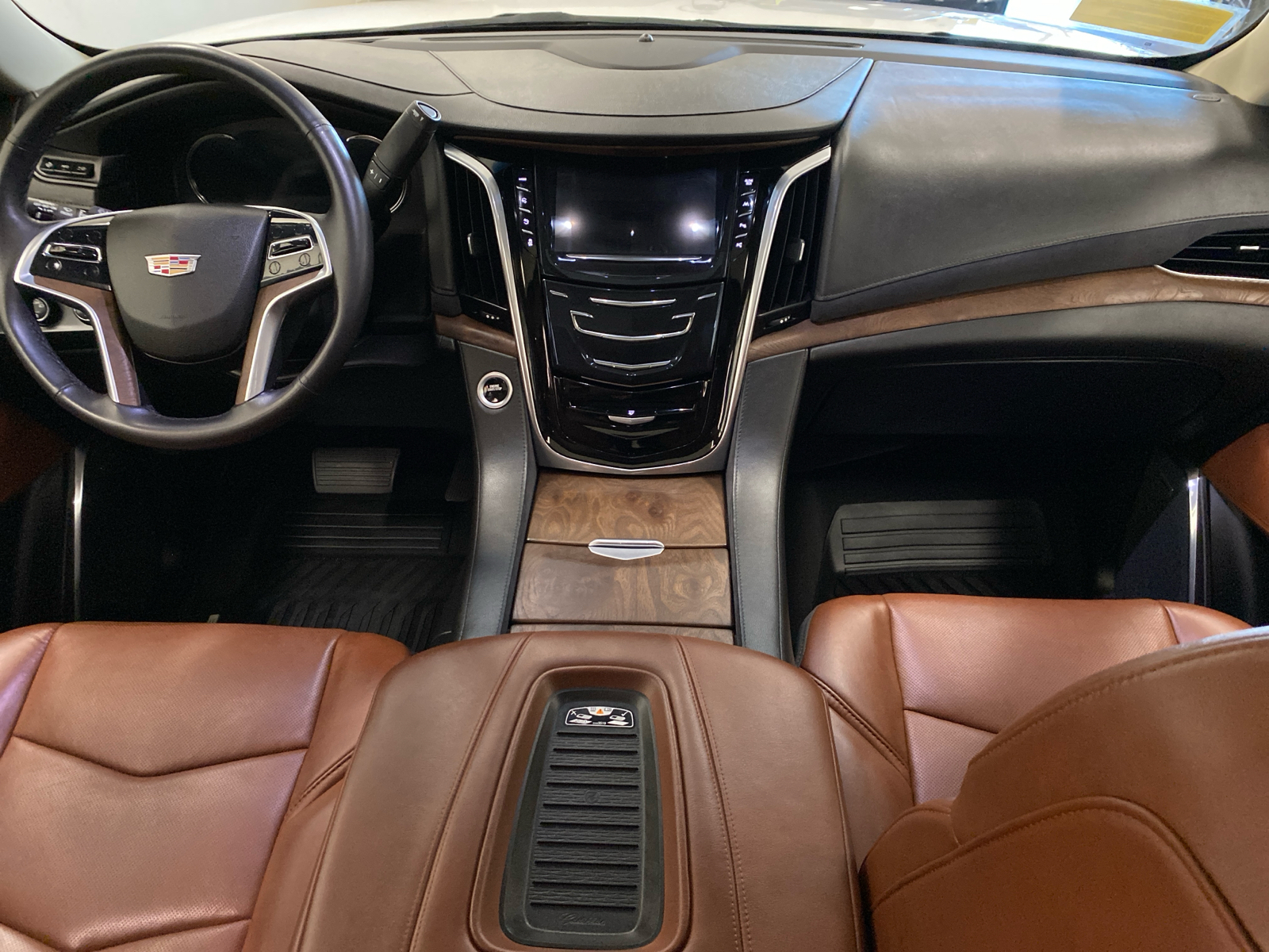 2019 Cadillac Escalade Luxury 11