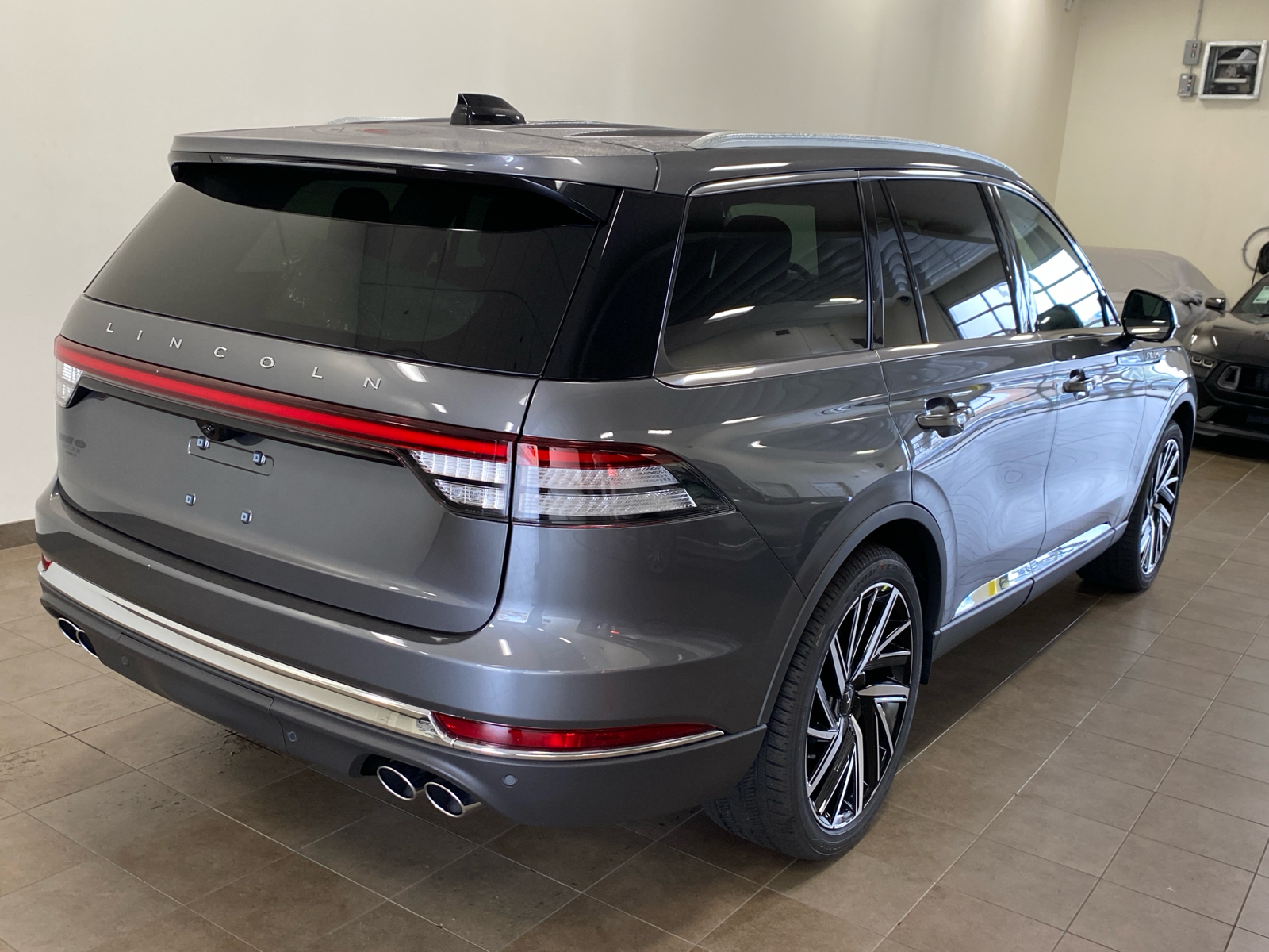 2025 Lincoln Aviator 2025 LINCOLN AVIATOR RESERVE 4DR SUV 119.1 WB AWD 7