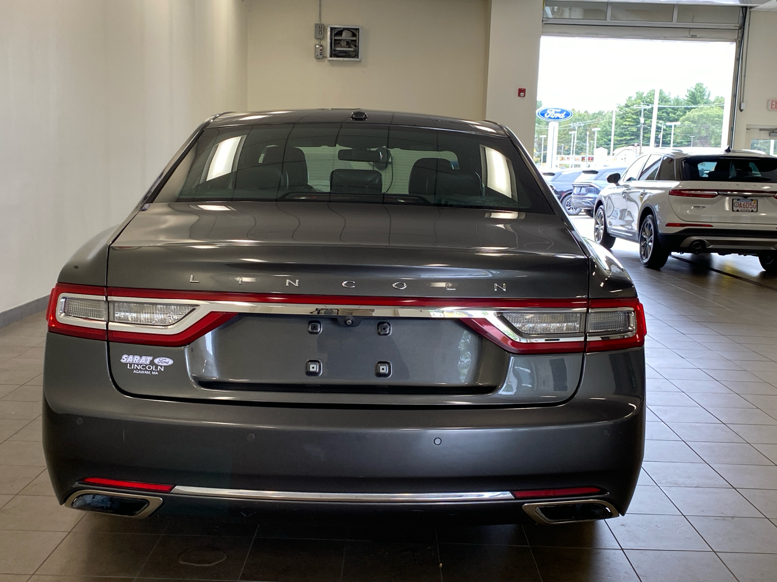 2017 Lincoln Continental Select 6