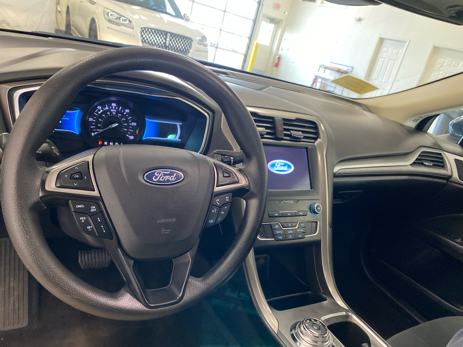 2019 Ford Fusion Hybrid SE 20