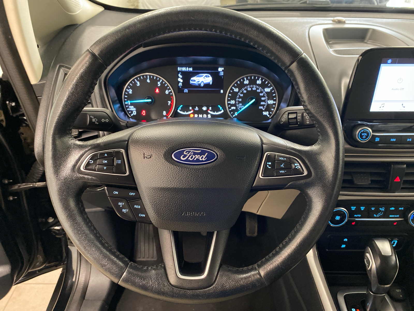 2019 Ford EcoSport  19