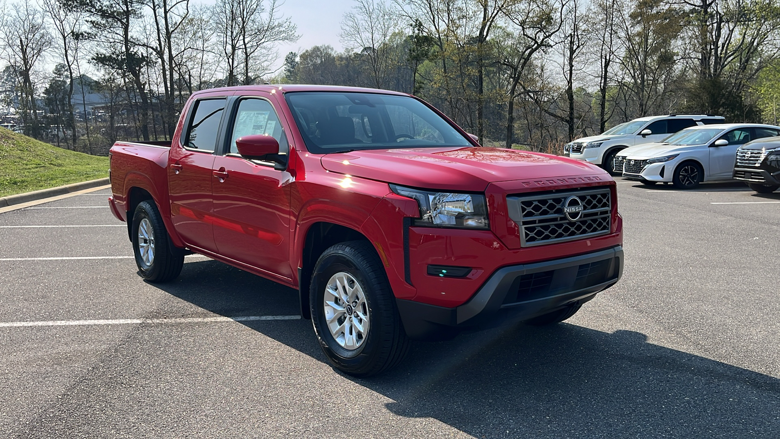 2024 Nissan Frontier SV 2