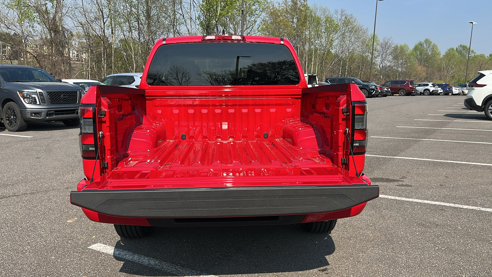 2024 Nissan Frontier SV 10