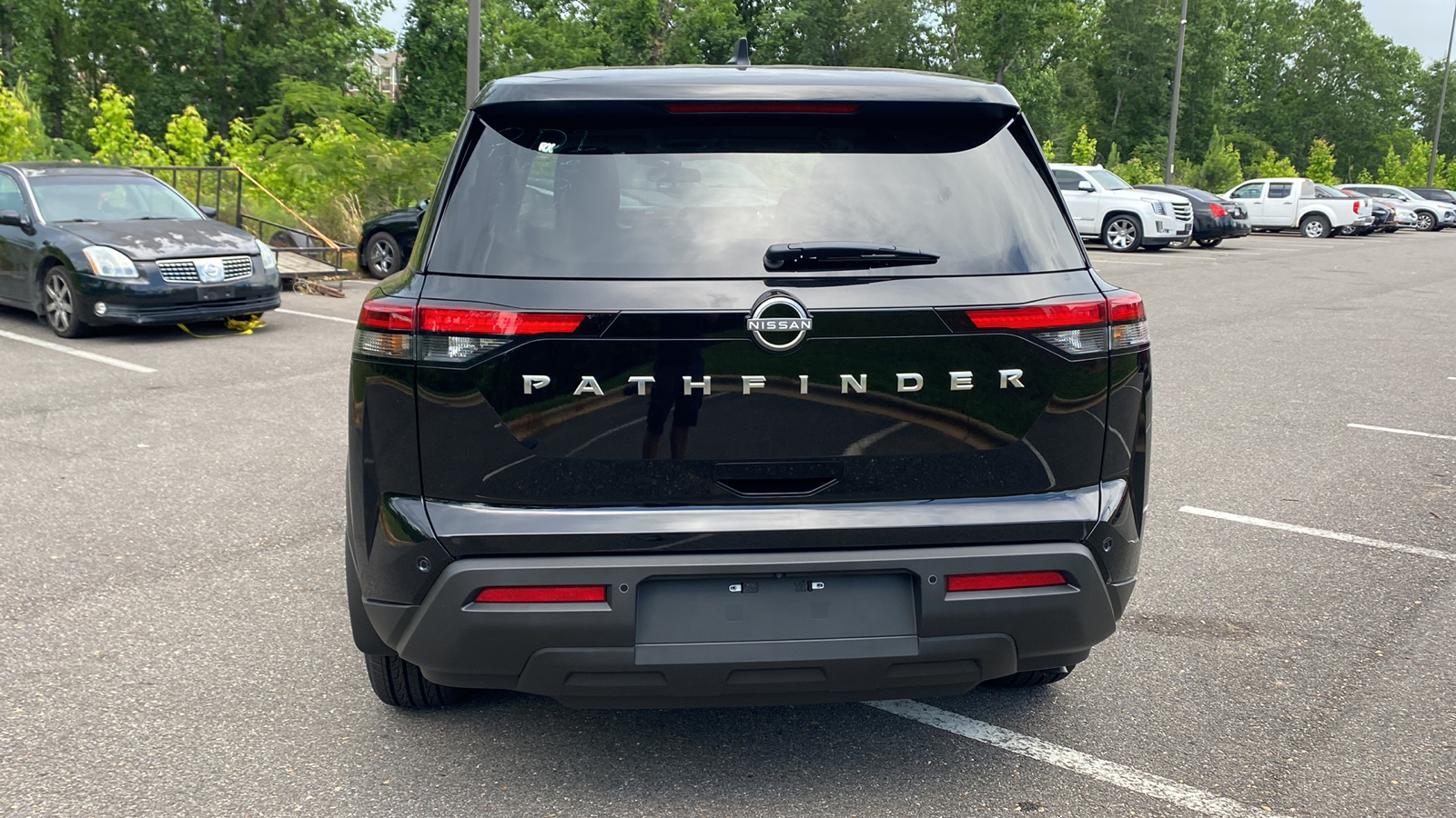 2024 Nissan Pathfinder S 7